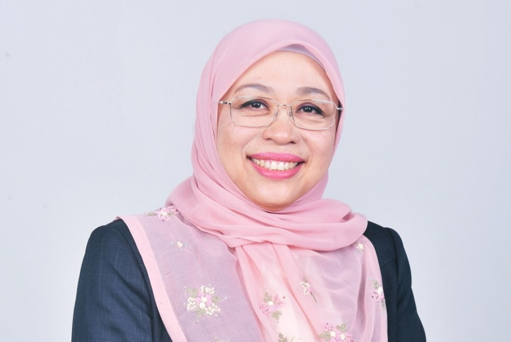 Constitutional expert Datuk Dr Shamrahayu Ab Aziz said it is better to leave the matter to the pardon's board. Photo: Bernama