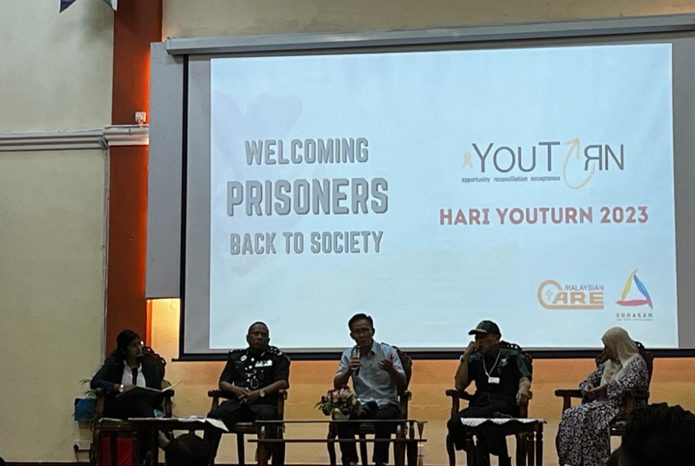 The forum session at “Youturn Day: Welcoming Prisoners Back to the Society” programme at Kajang Prison, here, today