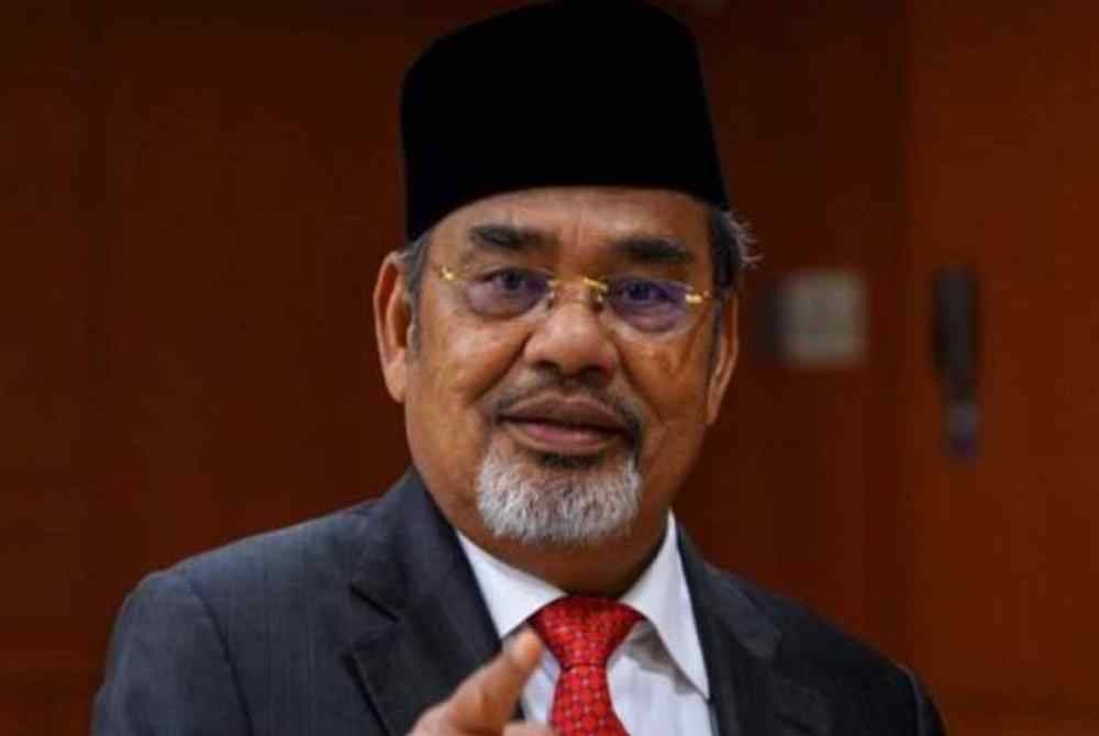 Datuk Seri Tajuddin Abdul Rahman.